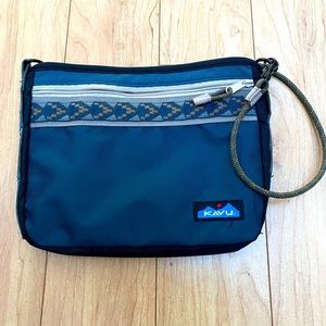 Kavu kachemak keeper purse cross body bag